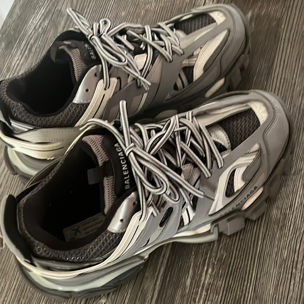 Men Balenciagas